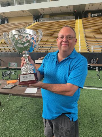 Don Slusarczyk was the inaugural winner of the new perpetual Chuck Slusarczyk Cup for USIC No-Cal, named for his late father.