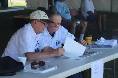 The static judges have the difficult job of going through the documentation presented by the Builder of the Model to determine the static score.